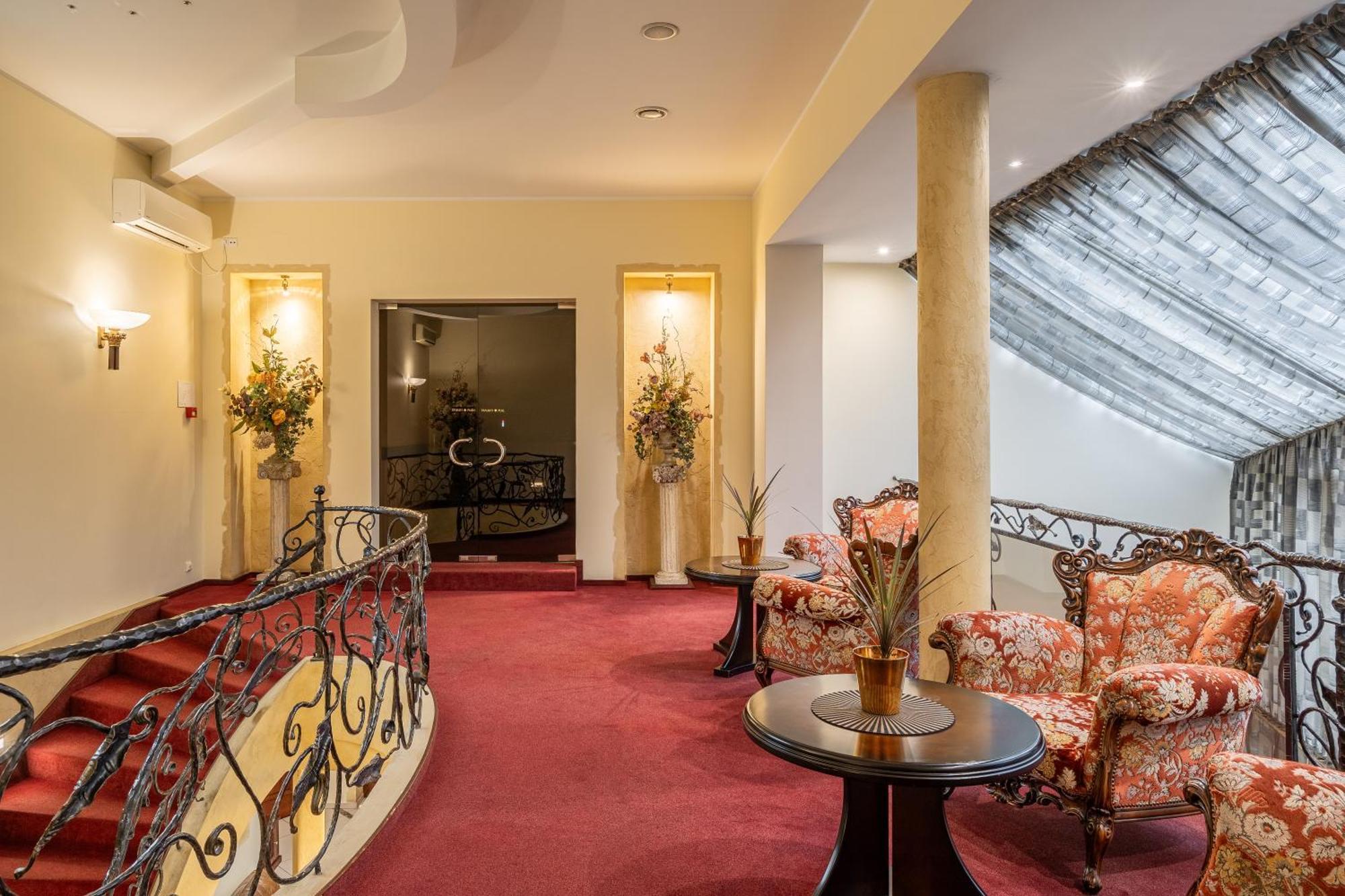 Hotel Sfinksas Kaunas Extérieur photo