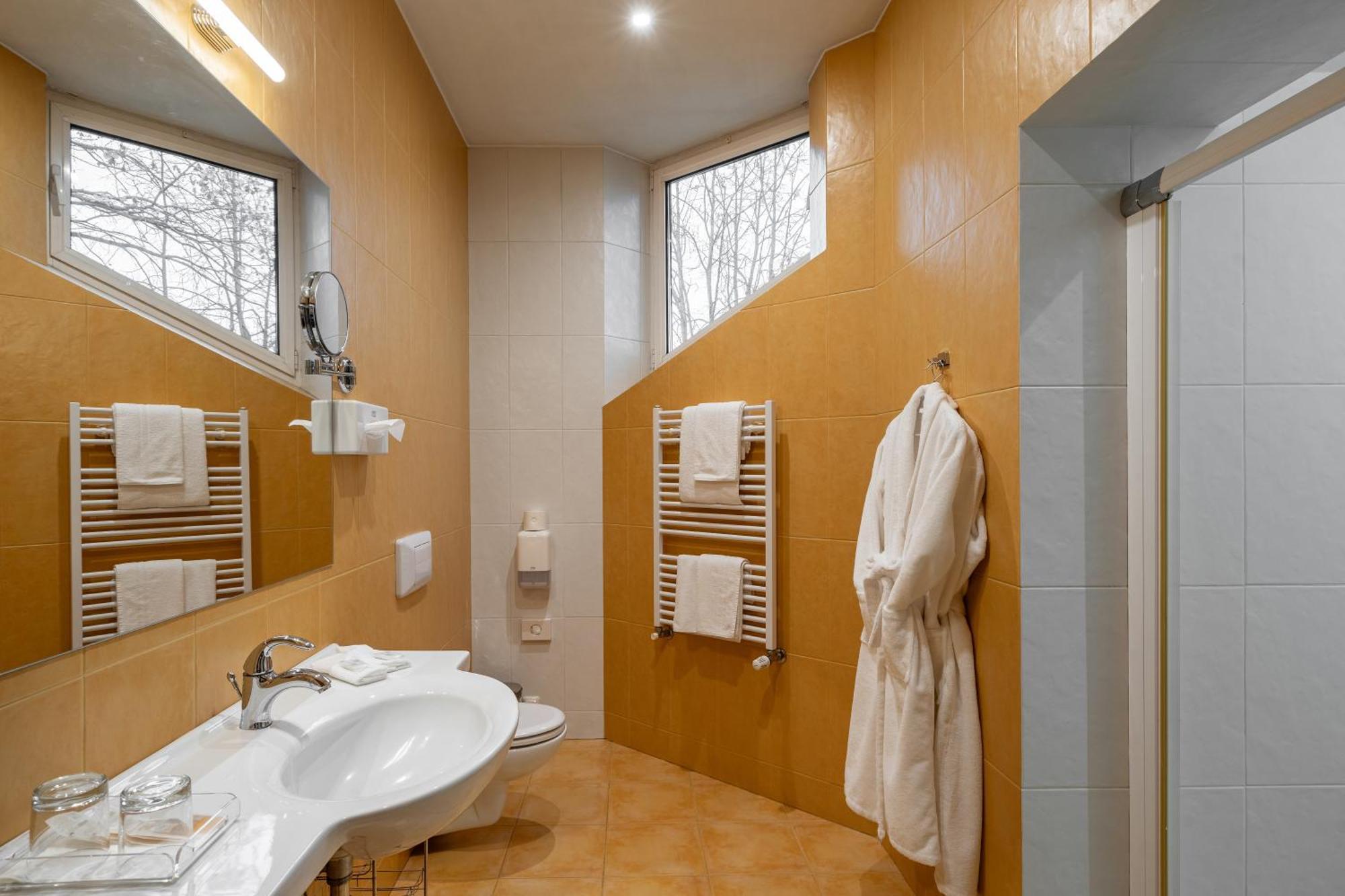 Hotel Sfinksas Kaunas Extérieur photo